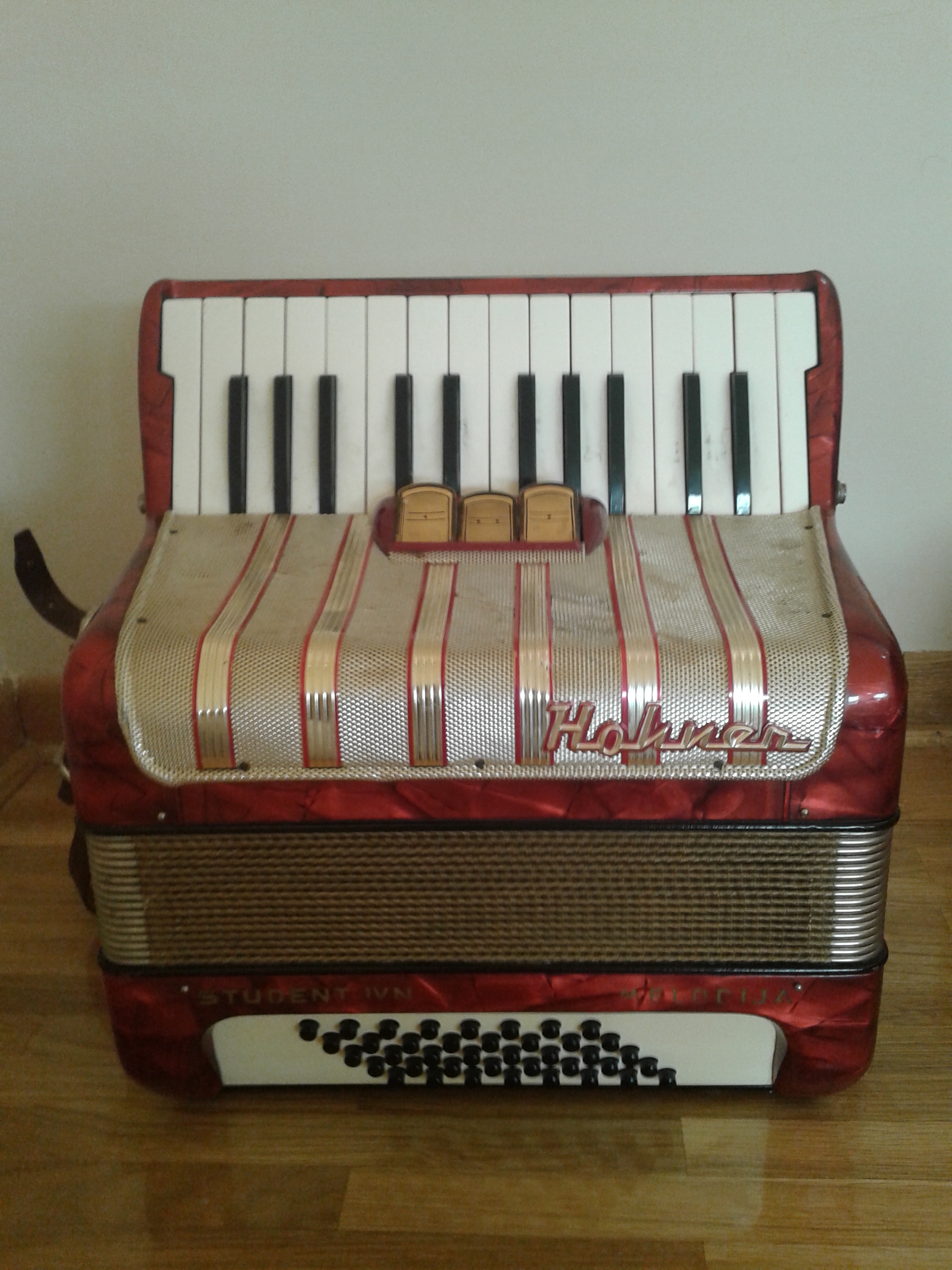 Hohner harmonika 40 basova